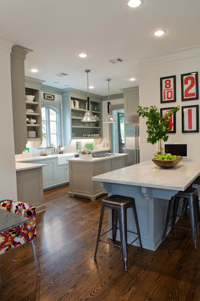 Decor Pad gray and red kitchen