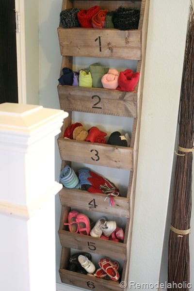 building plans for rustic wall storage bins, Remodelaholic