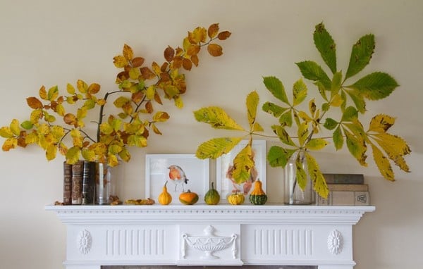 fall mantel with branches and leaves, Saidos de Concha via Flickr