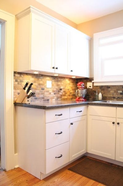 small kitchen remodel with slate tile backsplash, lovetodecor8 on Remodelaholic