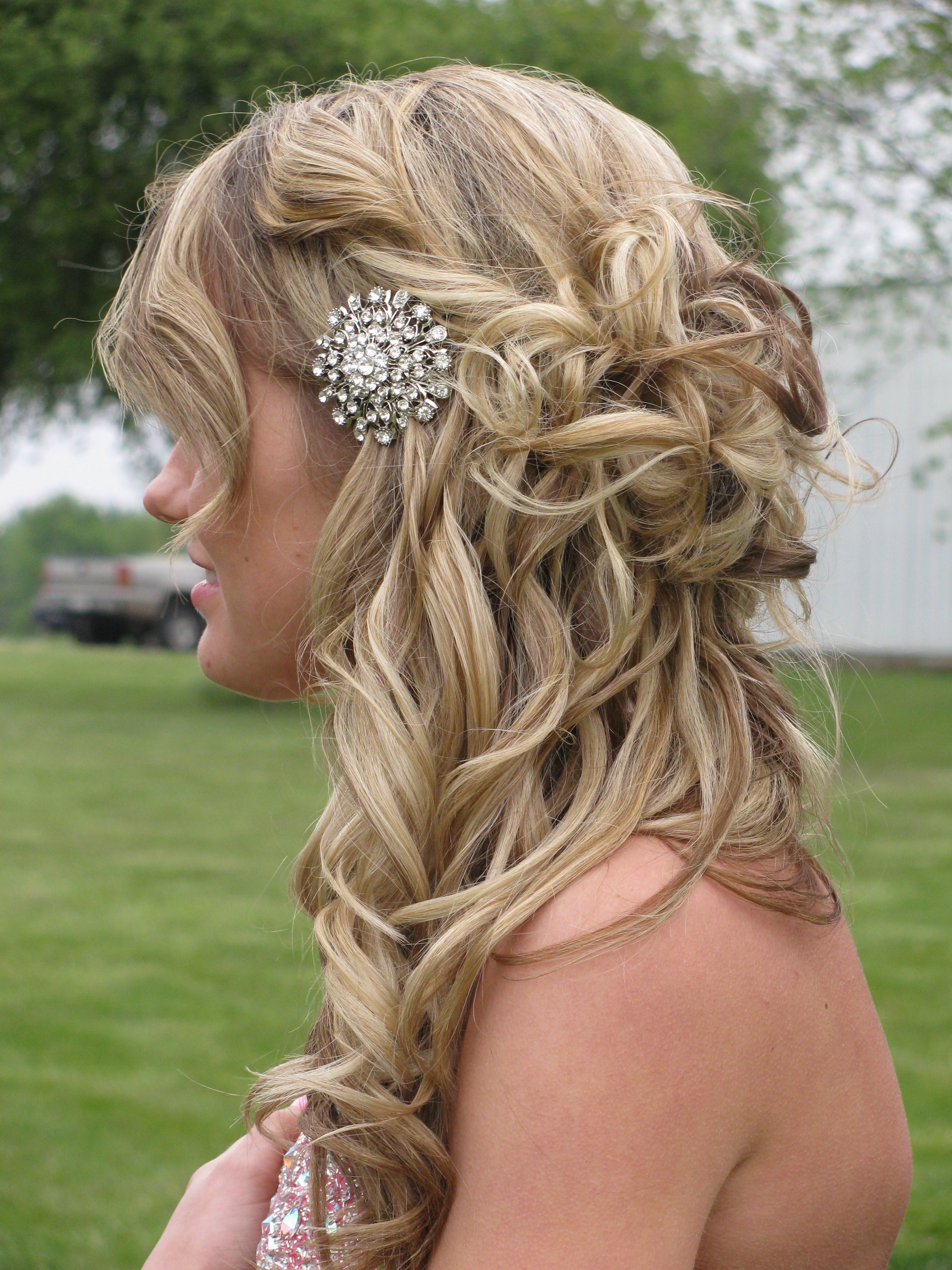 5 Prom Hairstyles