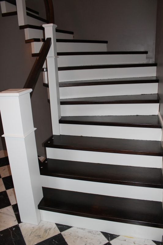 curved staircase remodel diy  - Construction2Style via @Remodelaholic